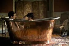 Count Louis d'Orsay (Gaspard Ulliel) with Loïe Fuller (Soko): "An obsession among French people for bathtubs."